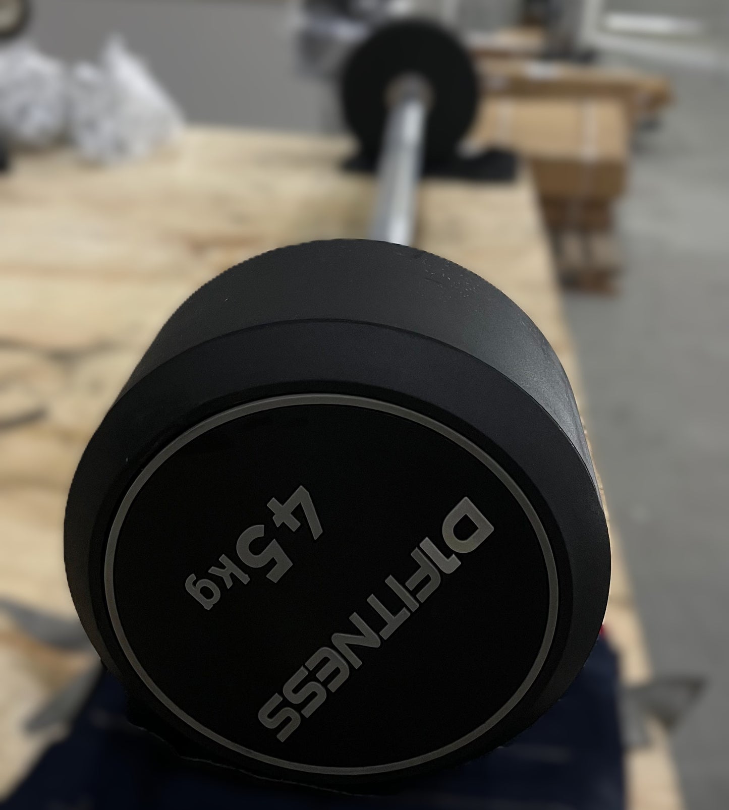 Barra Montada Reta Emborrachada - Elite 45kg (OUTLET)