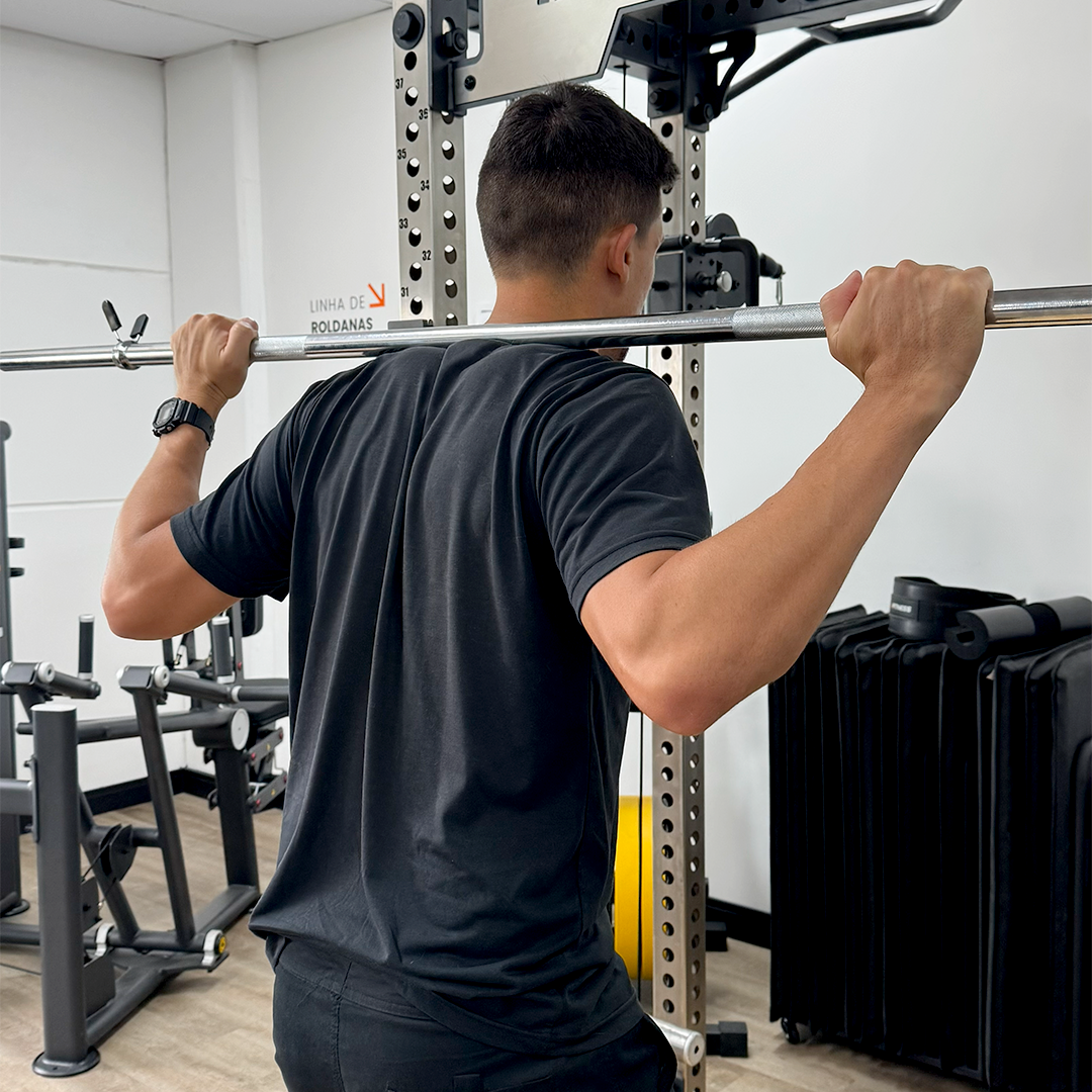 Barra Reta Maciça Cromada 1,80m para Musculação