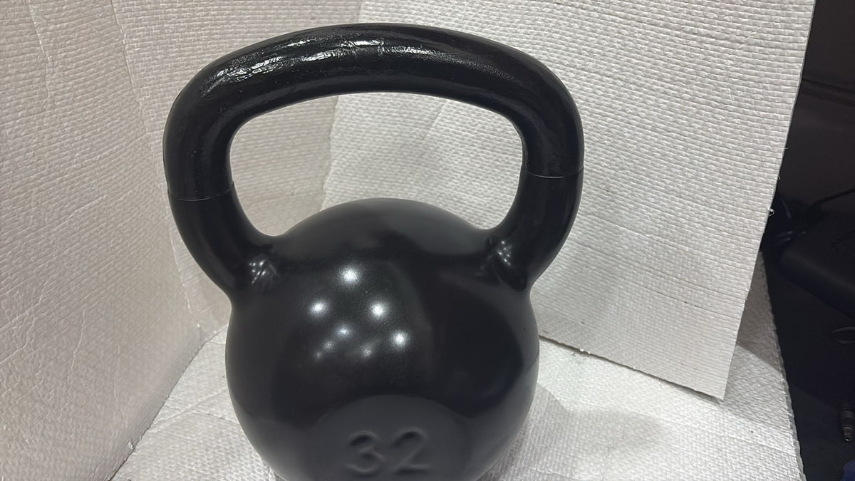 Kettlebell Emborrachado IronCast - Alça Longa 32kg (OUTLET)