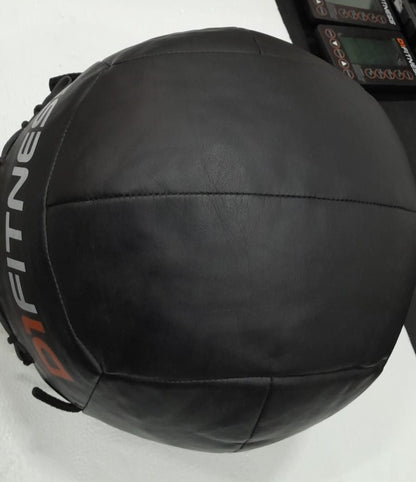 Wall Ball em PU de Alta Performance 6KG- Outlet