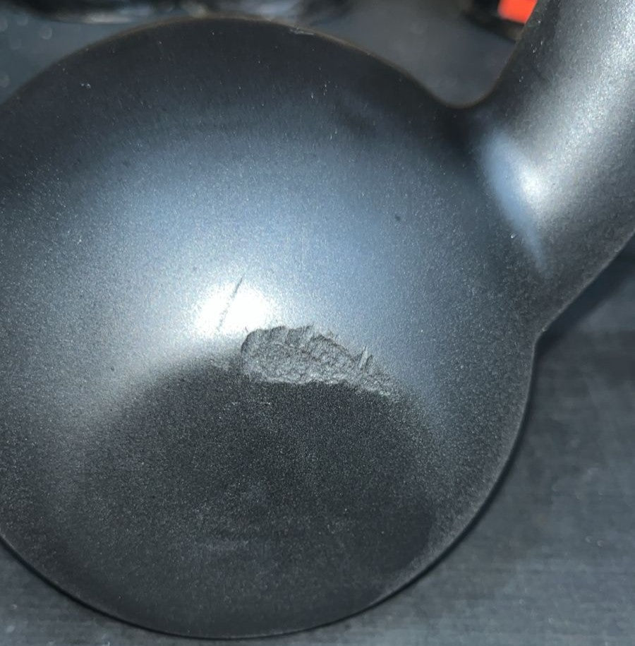 Kettlebell Emborrachado IronCast - Alça Longa 4kg (OUTLET)